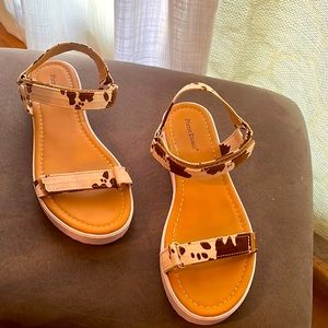 Outwoods cow print Sandals. So cute! Like new!